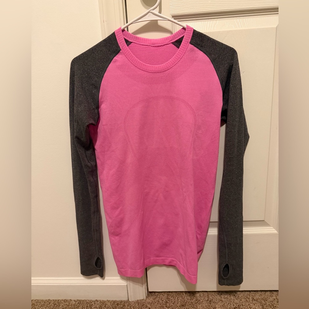 Lululemon Swiftly Tech Long Sleeve Thumbholes Pink Gray Combo Size 6